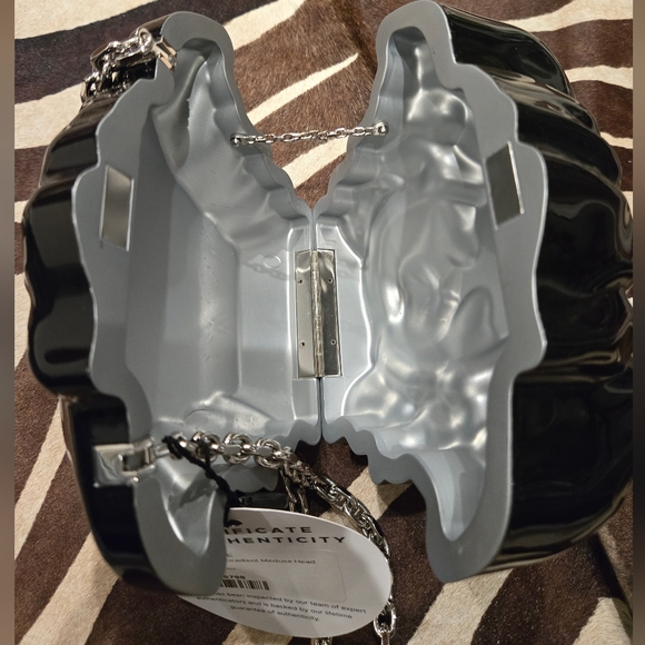 New with box . VERSACE Medusa Head Chain Clutch Black Silver - Picture 7 of 11